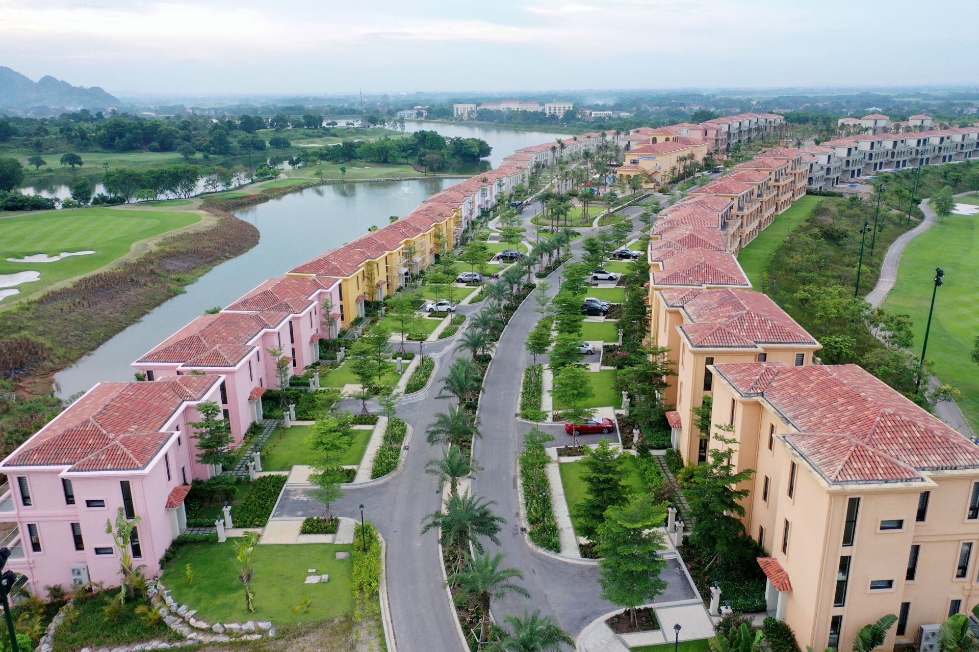 Wyndham Skylake Resort mang dấu ấn đặc trưng của phong cách thiết kế California đương đại